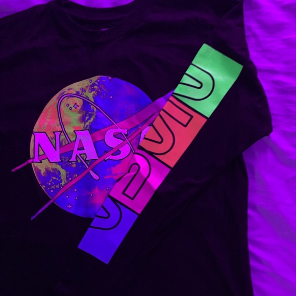 NASA Logo Longsleeve - Picture 3 of 4